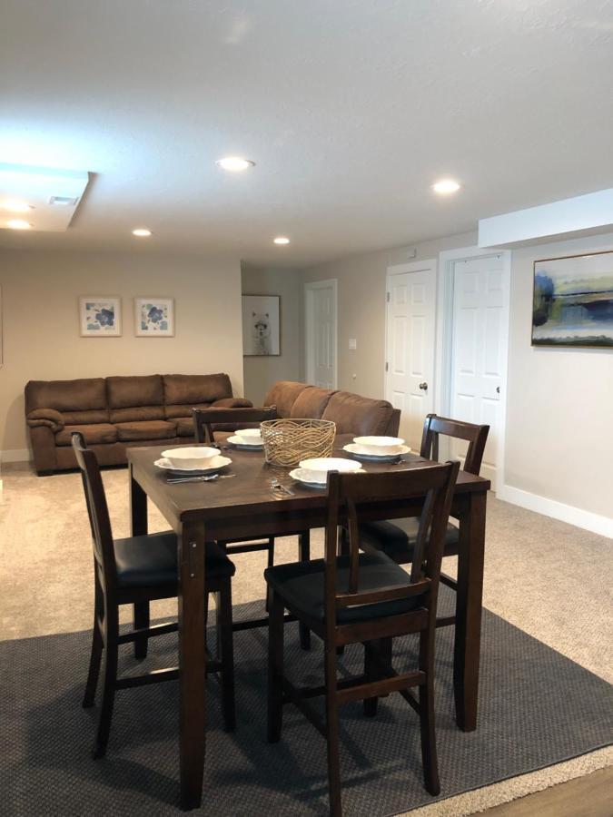 Cozy Getaway Near Slc Airport & Downtown - 1St Floor Apartment Salt Lake City Eksteriør bilde